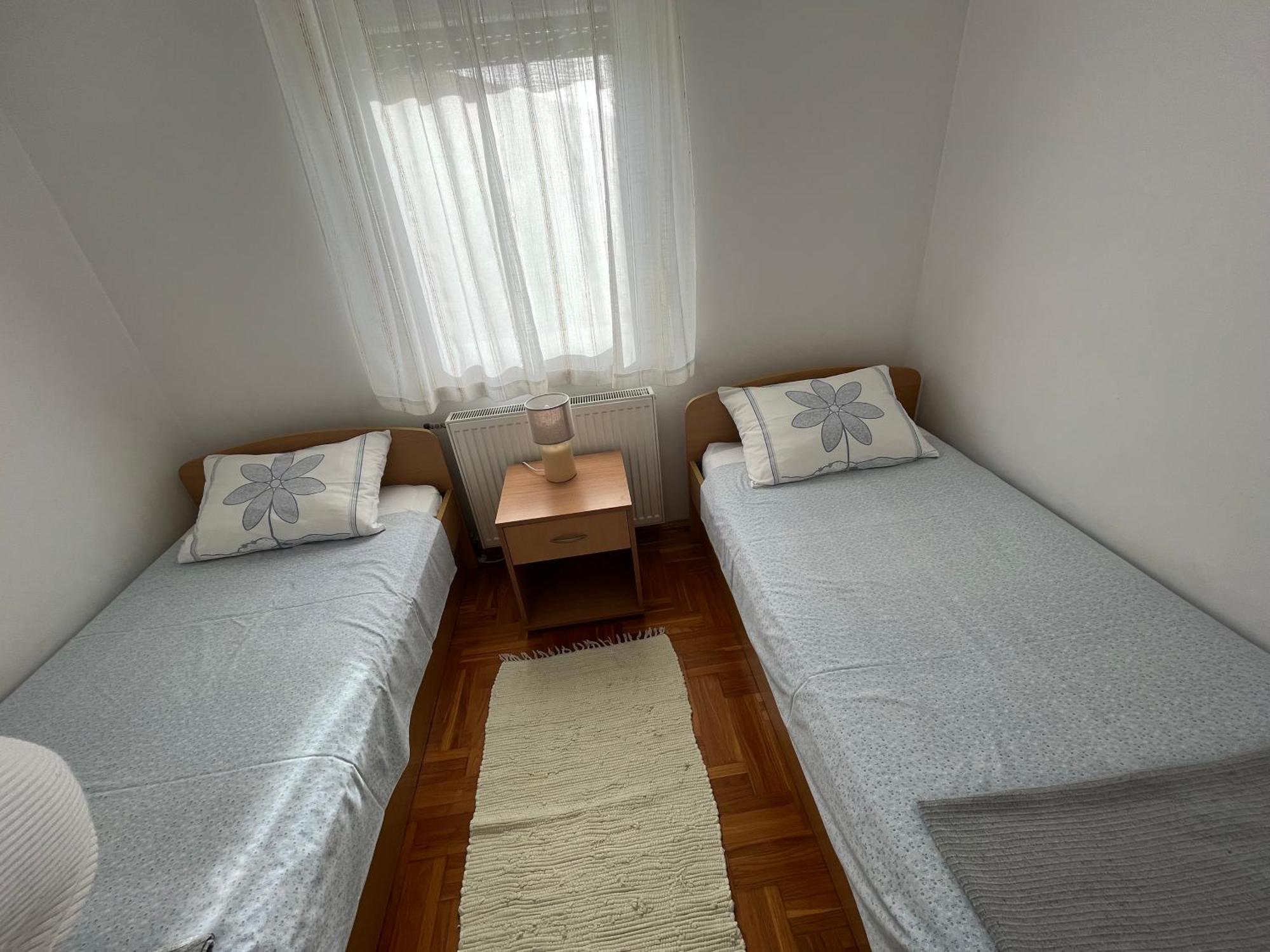 Burle Apartment With Free Private Parking Медулин Экстерьер фото