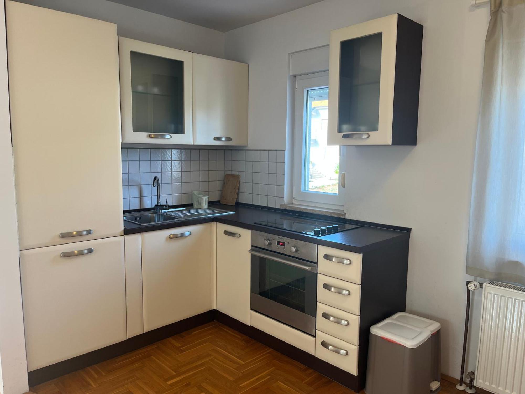 Burle Apartment With Free Private Parking Медулин Экстерьер фото