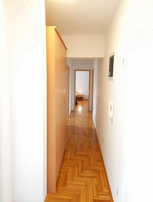 Burle Apartment With Free Private Parking Медулин Экстерьер фото